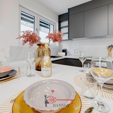 Home Sofia Room 2 - Modern Station -By Easylife Swiss Lugano Bagian luar foto