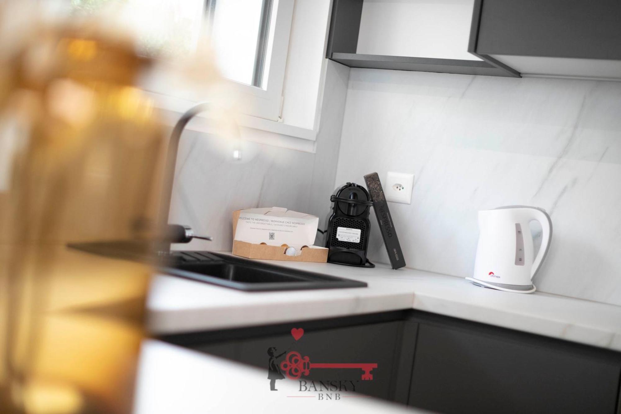 Home Sofia Room 2 - Modern Station -By Easylife Swiss Lugano Bagian luar foto