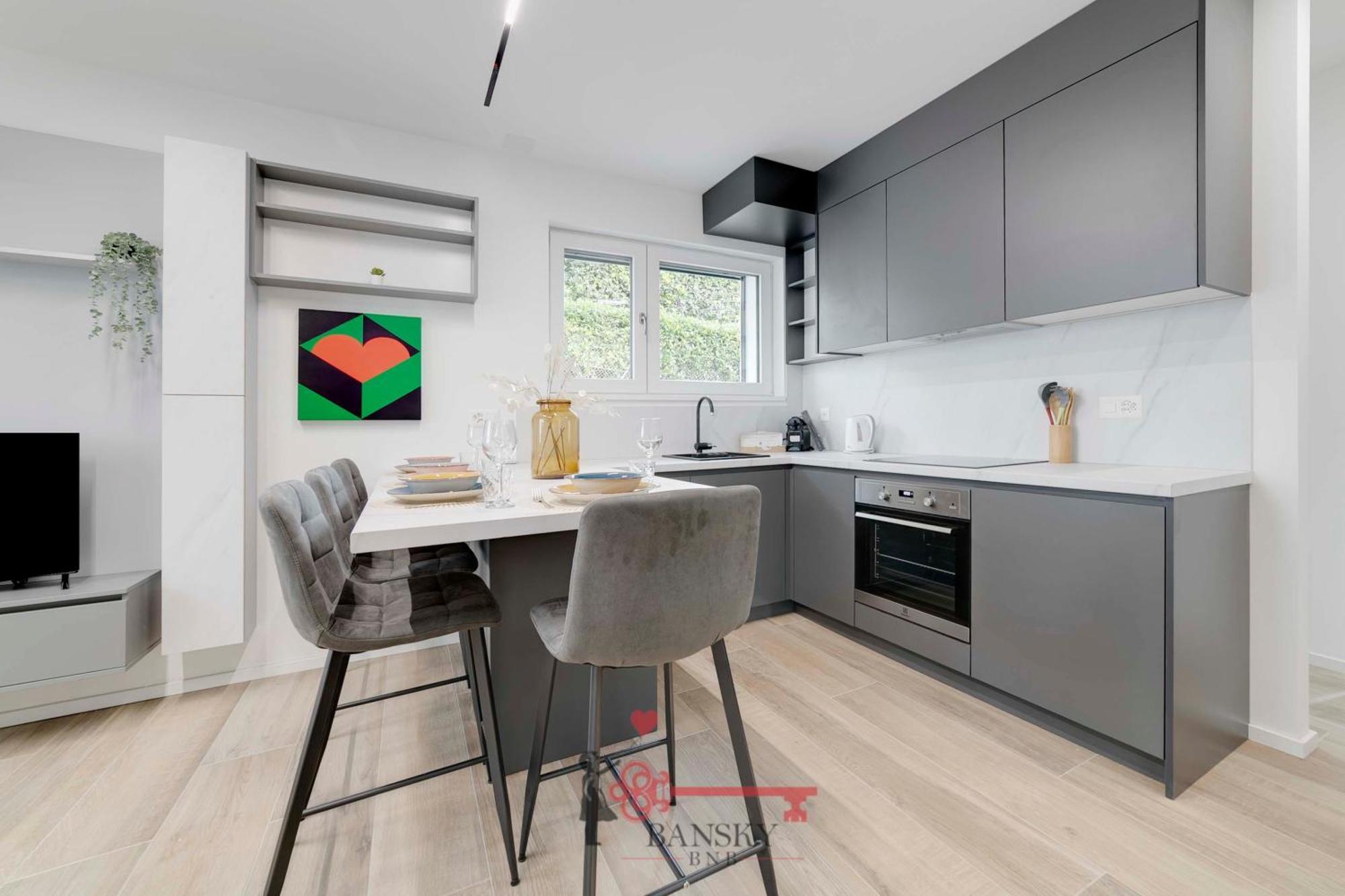 Home Sofia Room 2 - Modern Station -By Easylife Swiss Lugano Bagian luar foto
