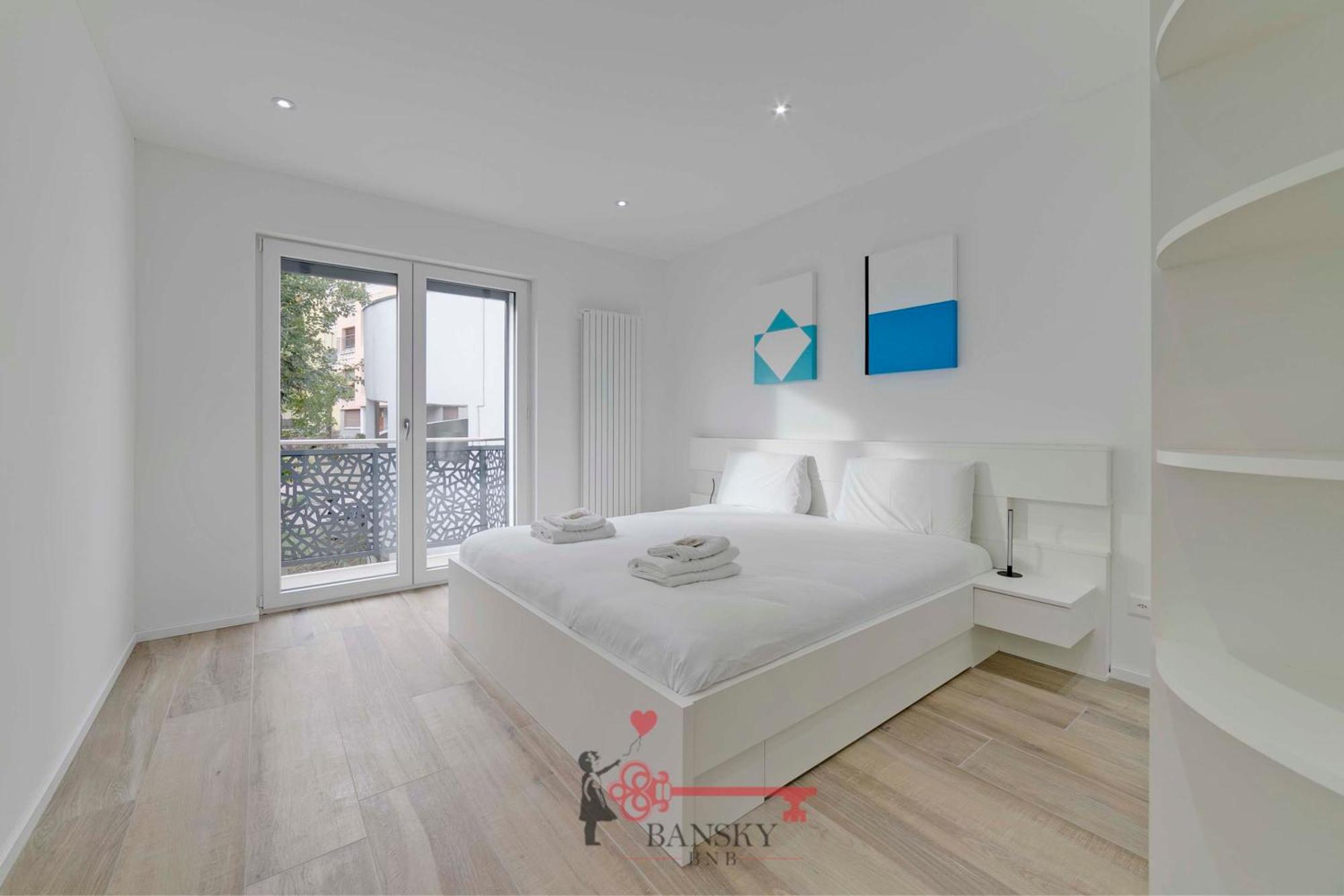 Home Sofia Room 2 - Modern Station -By Easylife Swiss Lugano Bagian luar foto