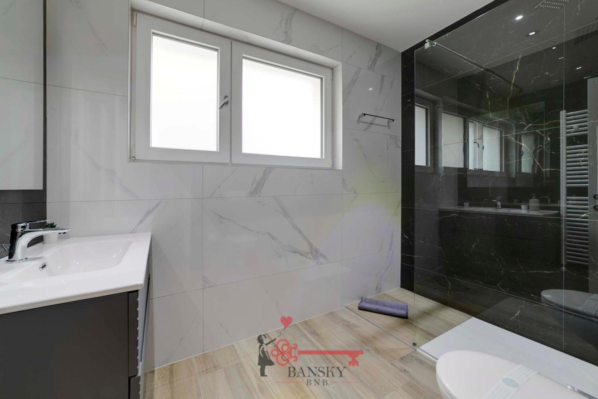 Home Sofia Room 2 - Modern Station -By Easylife Swiss Lugano Bagian luar foto