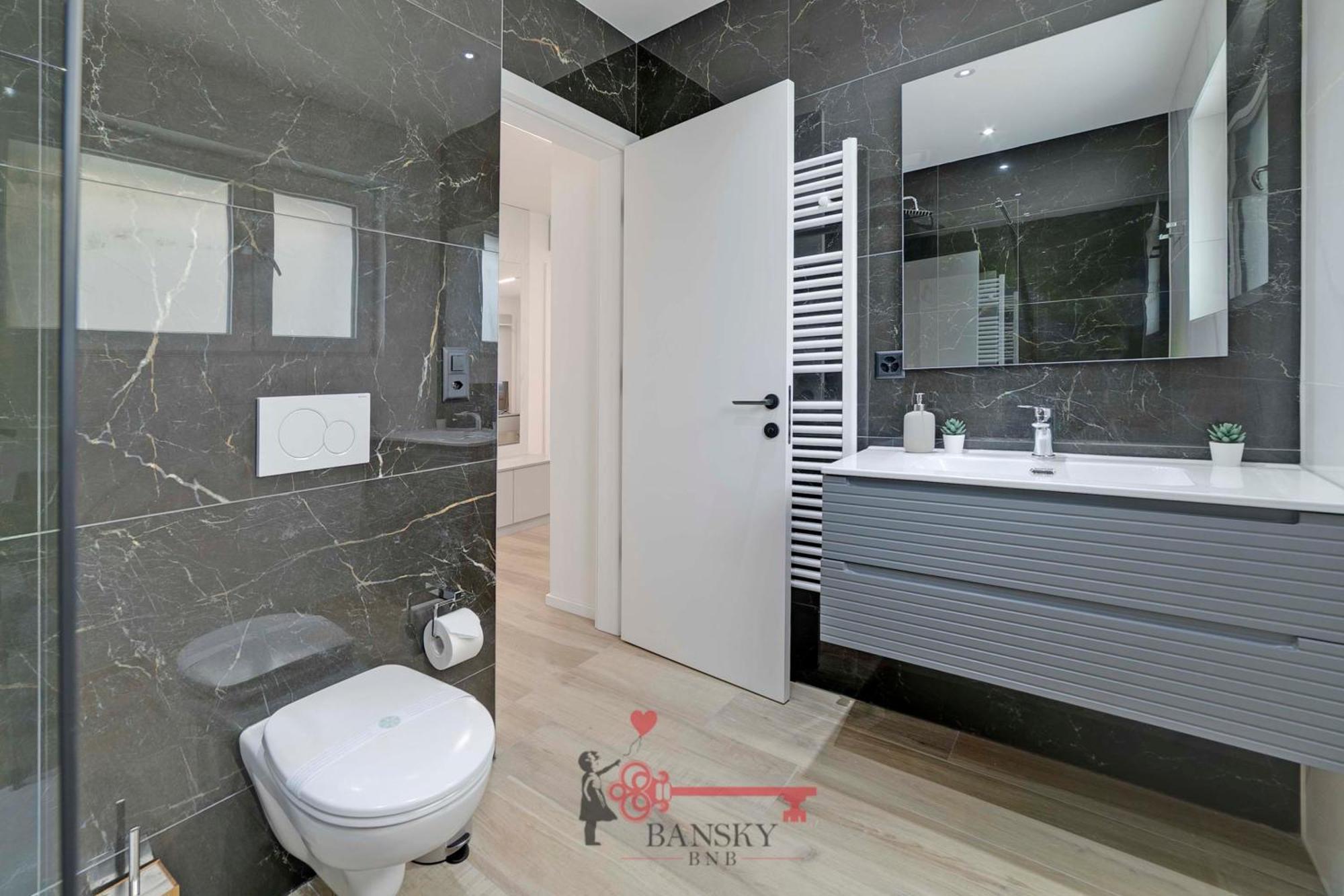 Home Sofia Room 2 - Modern Station -By Easylife Swiss Lugano Bagian luar foto